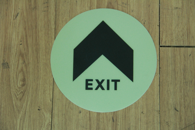 蓄光PVC地贴(图1)